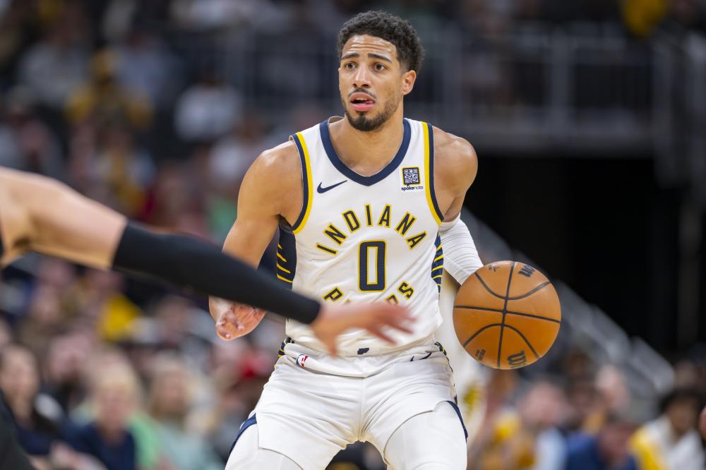 斯基拉：米兰派球探考察昂热18岁前锋西迪基-谢里夫